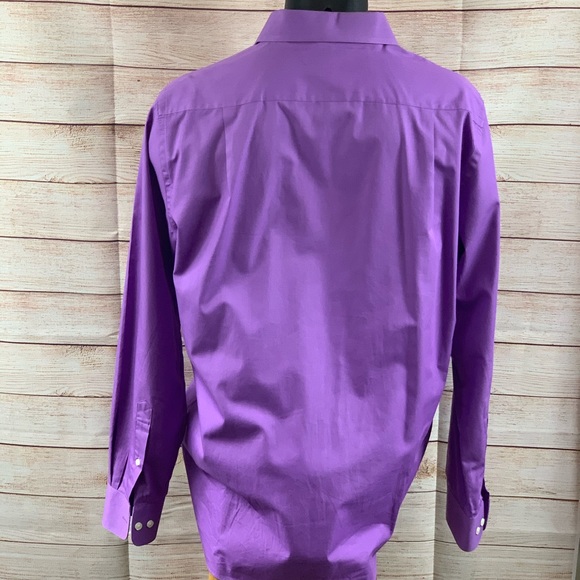 Croft & Barrow Long Sleeve Button Down - Picture 2 of 5